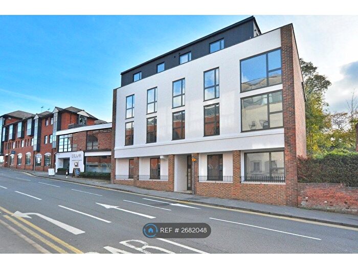 2 Bedroom Flat To Rent In Sydenham Road, Guildford, GU1