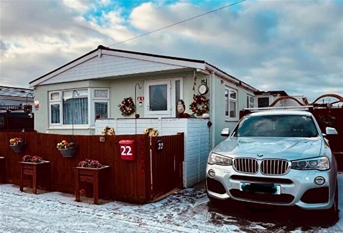 2 Bedroom Park Home For Sale In Pioneer Park, Eye, Peterborough, PE6