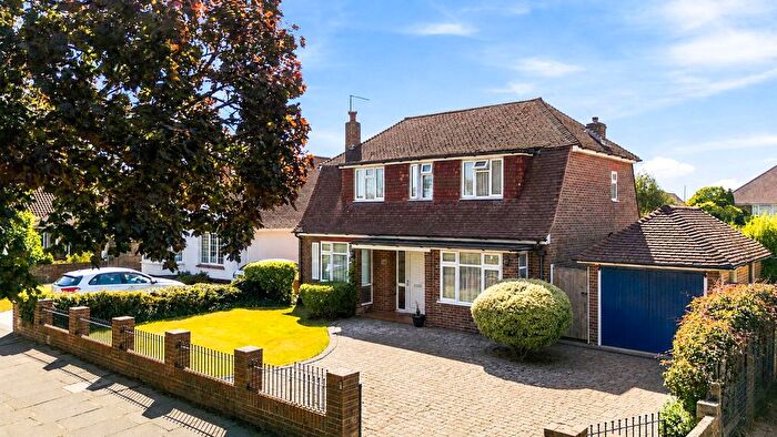 3 Bedroom Detached House For Sale In Aldsworth Avenue, Goring-By-Sea, Worthing, BN12