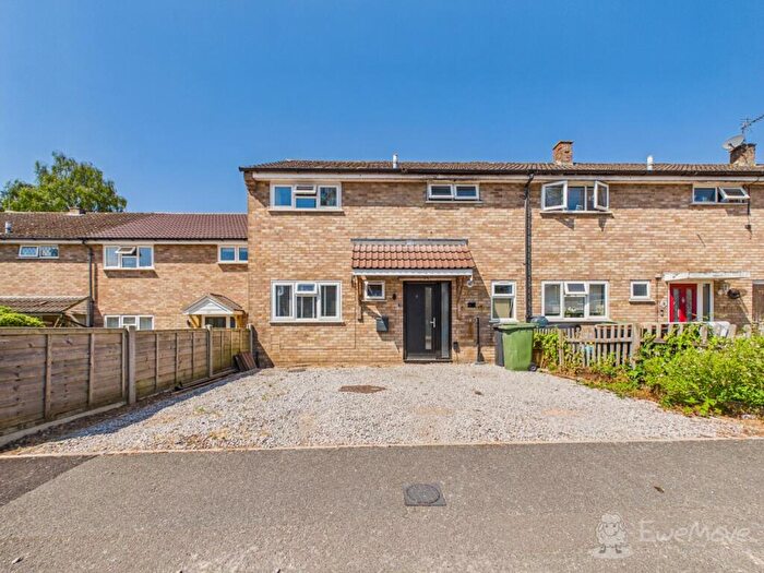 3 Bedroom Terraced House For Sale In Horseshoe Crescent, Bordon, Hampshire, GU35