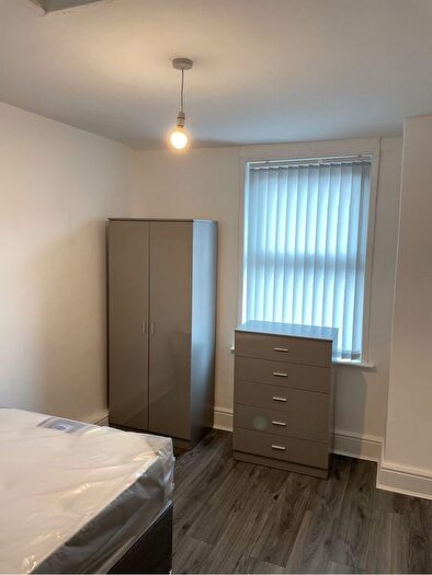 3 Bedroom End Of Terrace House To Rent In Malden Road, Liverpool, L6