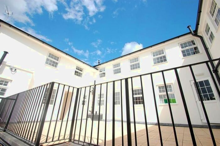 1 Bedroom Flat To Rent In Maidenhead Street, Hertford, SG14