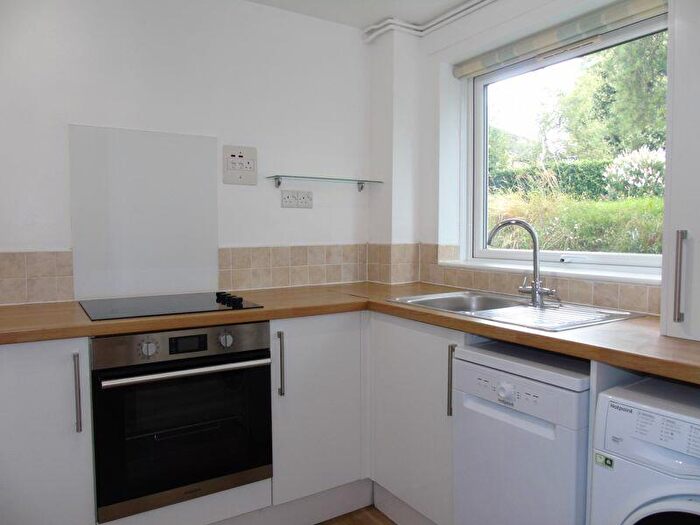 2 Bedroom Apartment To Rent In Dove House Close, Oxford, OX2