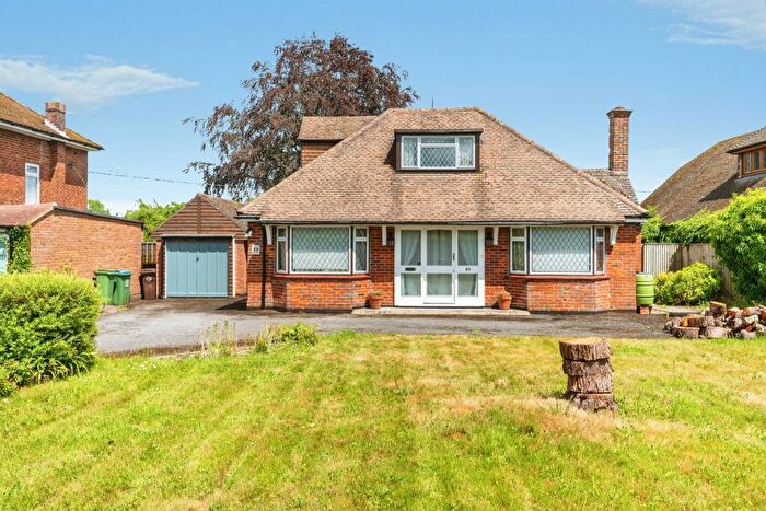 3 Bedroom Detached House For Sale In Worlds End Lane, Weston Turville, Aylesbury, HP22