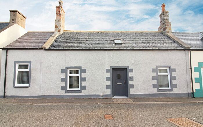 3 Bedroom Semi-detached House For Sale In Duke Street, Findochty, AB56