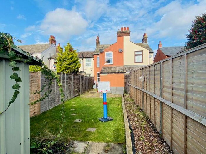 3 Bedroom Terraced House For Sale In Freehold Road, Ipswich, IP4
