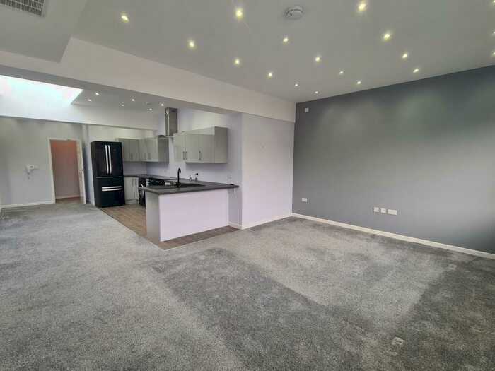 2 Bedroom Apartment To Rent In Holly Close, Harwich, CO12