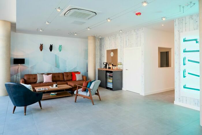 3 Bedroom Flat To Rent In Blackhorse Lane, London, E17