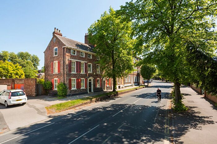 5 Bedroom End Of Terrace House For Sale In Clifton, York, North Yorkshire, YO30