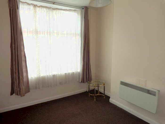 1 Bedroom Flat To Rent In Paget Road, Leicester LE3