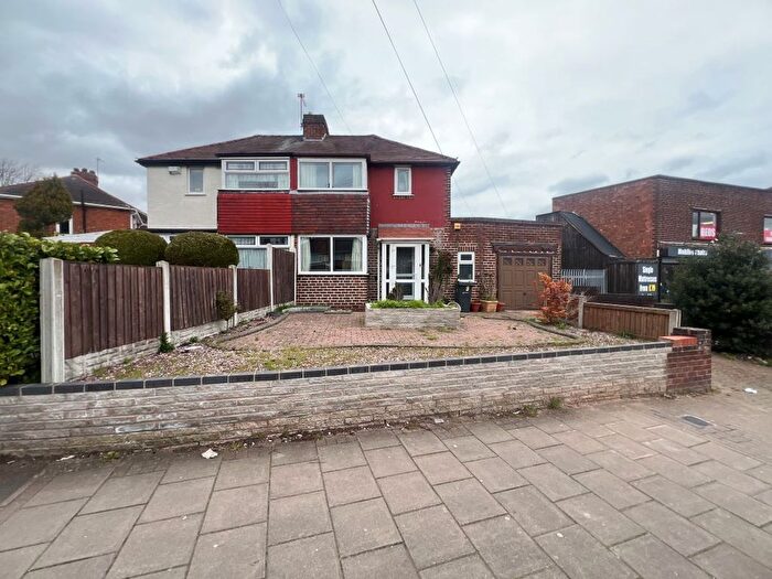 2 Bedroom Semi Detached House For Sale In Dyas Road, Great Barr, Birmingham, B44