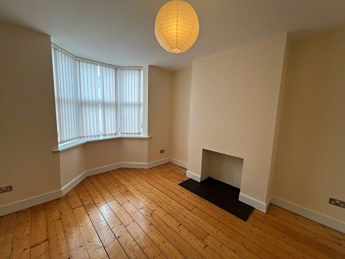 3 Bedroom Property To Rent In Birchfield Crescent, Victoria Park, Cardiff, CF5