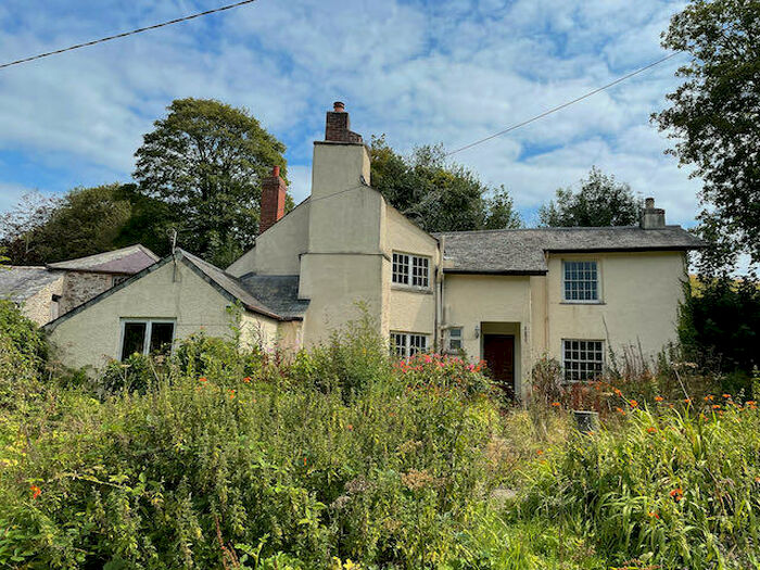 3 Bedroom Detached House To Rent In St Austell, PL26