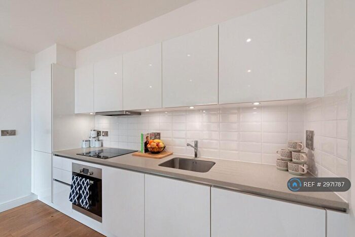 1 Bedroom Flat To Rent In Station Grove, Wembley, HA0