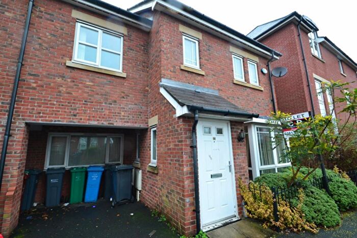 4 Bedroom Terraced House To Rent In Drayton Street Hulme, Manchester., M15