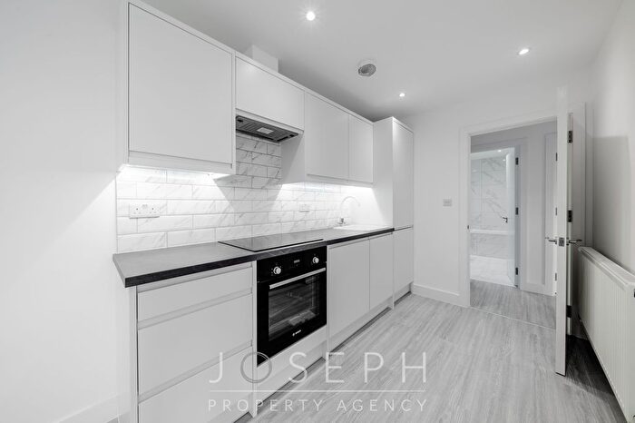 2 Bedroom Flat To Rent In Elm Street, Ipswich, IP1