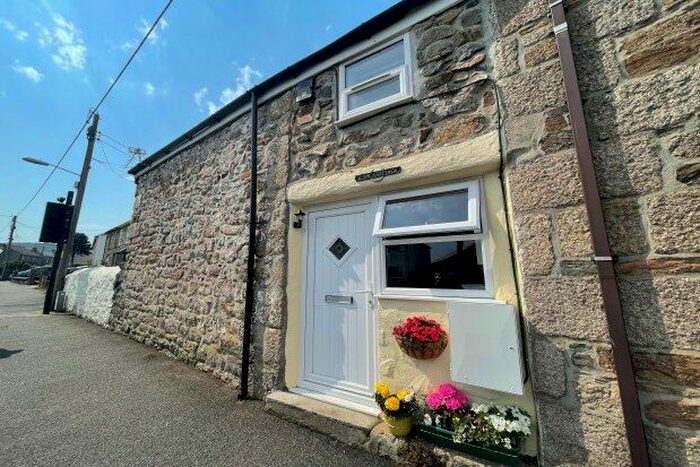 2 Bedroom Property To Rent In The Cottages, Redruth, TR15