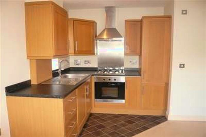 2 Bedroom Flat To Rent In Ravenswood Gardens, Wilnecote, B77
