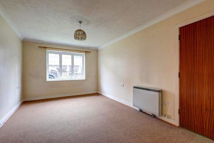 1 Bedroom Retirement Property For Sale In White Cliff Mill Street, Blandford Forum, DT11