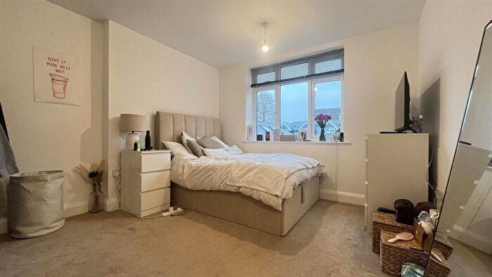 2 Bedroom Apartment To Rent In London Road, Cheam, SM3