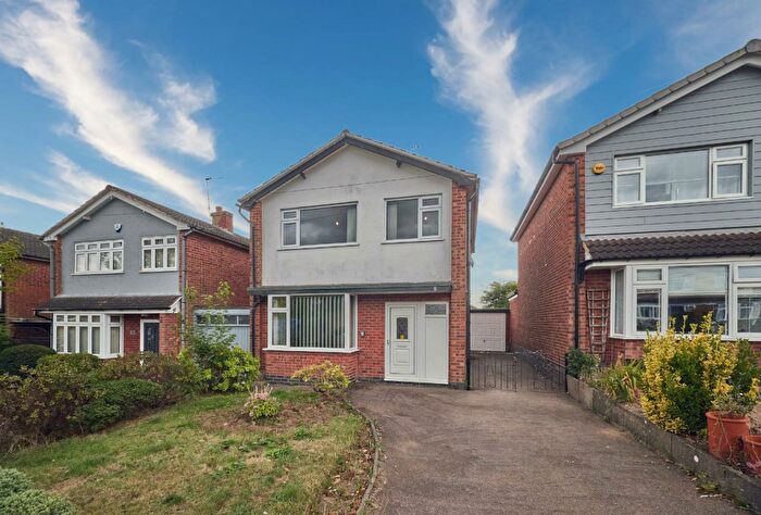 3 Bedroom Detached House For Sale In Farneway, Hinckley, LE10