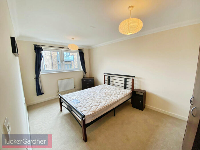 1 Bedroom Flat To Rent In Scholars Walk, Cambridge, CB4