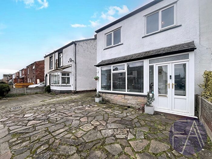 3 Bedroom Semi Detached House For Sale In High Park Road, Southport, Sefton, PR9