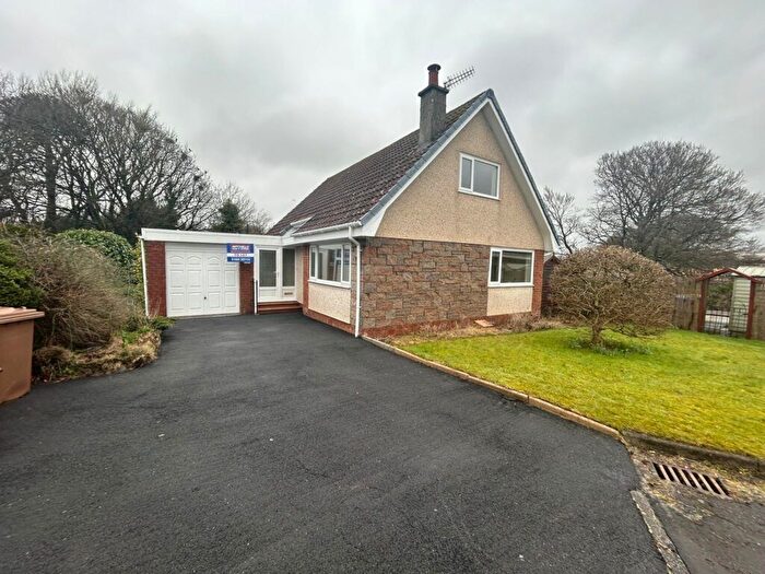 3 Bedroom Detached House To Rent In Lancaster Avenue, Beith, North Ayrshire, KA15