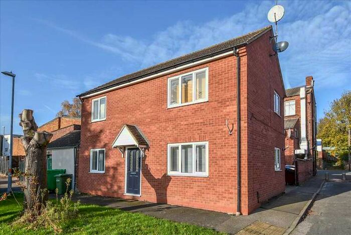 1 Bedroom Apartment To Rent In Spring Gardens, Wellingborough, NN8