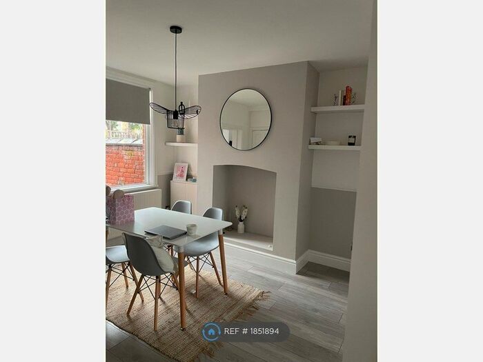 2 Bedroom Terraced House To Rent In Cherry Road, Chester, CH3