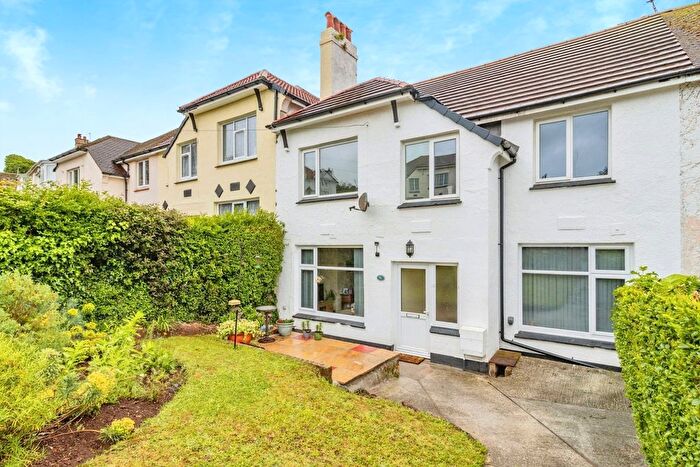 2 Bedroom Flat For Sale In Osney Crescent, Paignton, Devon, TQ4