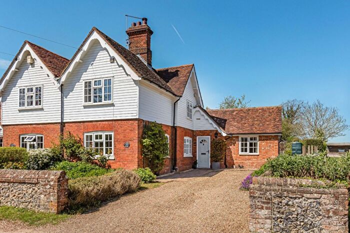 2 Bedroom Property For Sale In Porters Wood, Kimpton, SG4