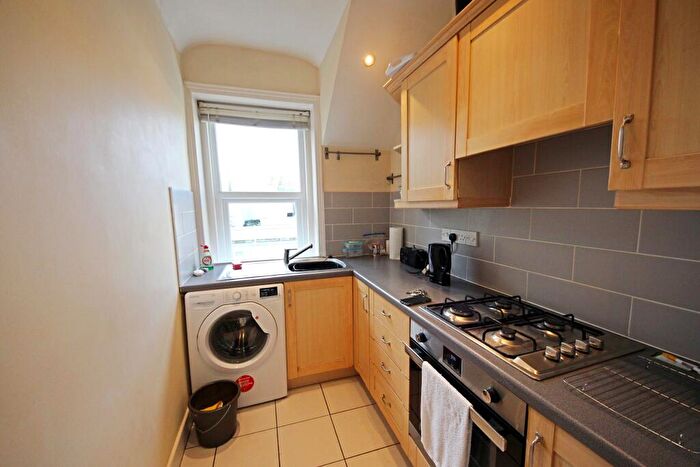 2 Bedroom Flat To Rent In Christchurch Road, Bournemouth, BH1