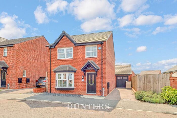 4 Bedroom Detached House For Sale In Kirkfell Drive, Middleton, Manchester, M24
