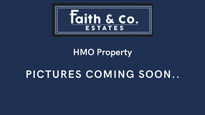 6 Bedroom Detached House To Rent In Woodstock Gardens, Hayes, UB4