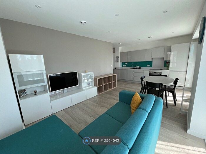 2 Bedroom Flat To Rent In Effra Gardens, London, E16