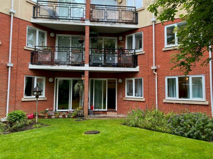 2 Bedroom Apartment To Rent In Saffron Gate, Wilbury Road, Hove, BN3