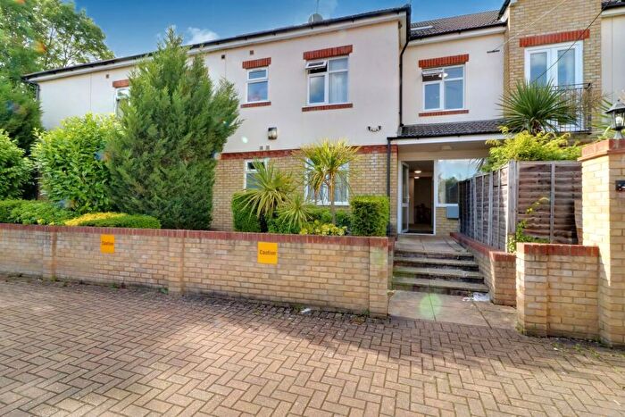 2 Bedroom Flat To Rent In Coachworks Lodge, B Whitefriars Drive, Harrow, HA3