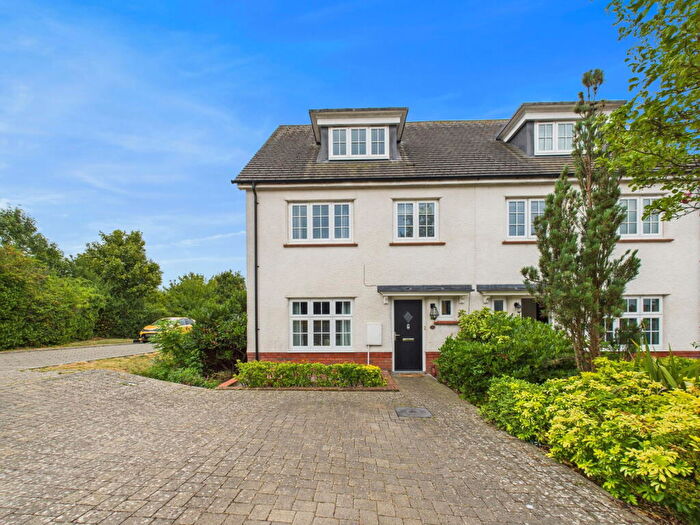 4 Bedroom Semi-Detached House For Sale In Hastings Drive, Calne, Wiltshire, SN11