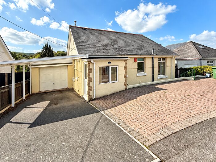 2 Bedroom Bungalow For Sale In Radford Park Road, Plymstock, Plymouth, PL9