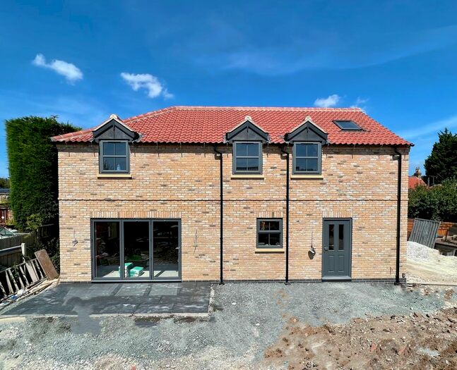 4 Bedroom Detached House For Sale In Westgate, North Newbald, York, YO43