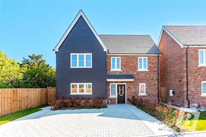 4 Bedroom Detached House For Sale In Garden Mews, North Drive, Hutton, Brentwood, CM13