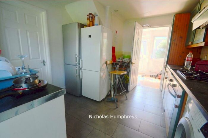 1 Bedroom Property To Rent In Bishops Rise, AL10