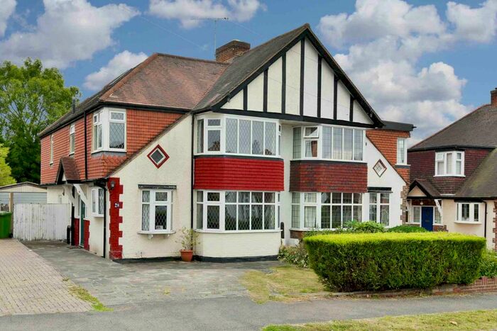 5 Bedroom Semi-Detached House To Rent In Gayfere Road, Epsom, KT17