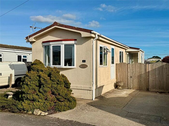 2 Bedroom Park Home For Sale In Cul De Sac, Naish Estate, Barton On Sea, Hampshire, BH25