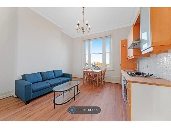 2 Bedroom Flat To Rent In Archway Road, London, N6