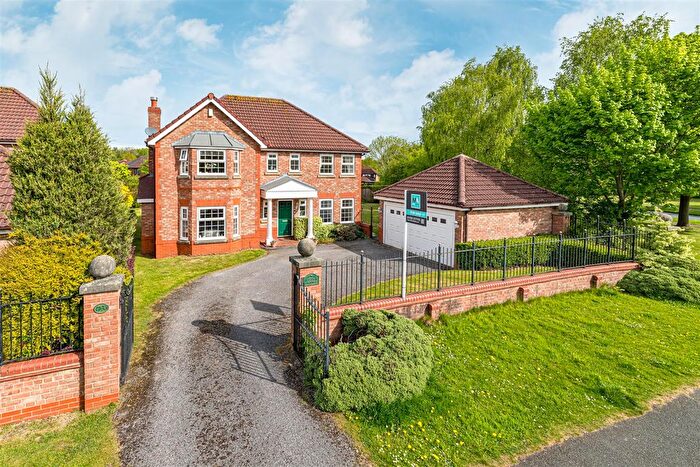 4 Bedroom Detached House For Sale In Pewterspear Green Road, Appleton, Warrington, WA4