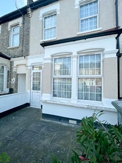 3 Bedroom Terraced House To Rent In Rothsay Road, Forest Gate, E7