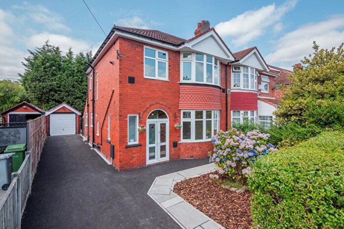 3 Bedroom Semi-Detached House For Sale In Kings Road, Stretford, M32