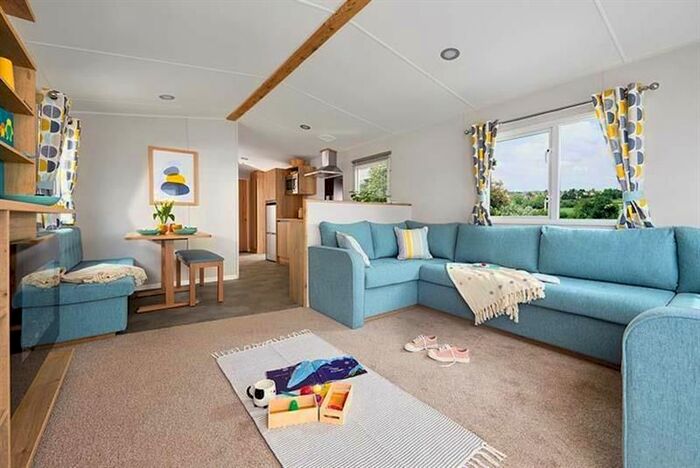 3 Bedroom Mobile/park Home For Sale In Lineside, Hubberts Bridge, Boston, PE20